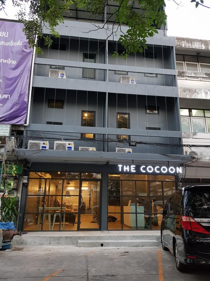 The Cocoon Hostel Bangkok Extérieur photo